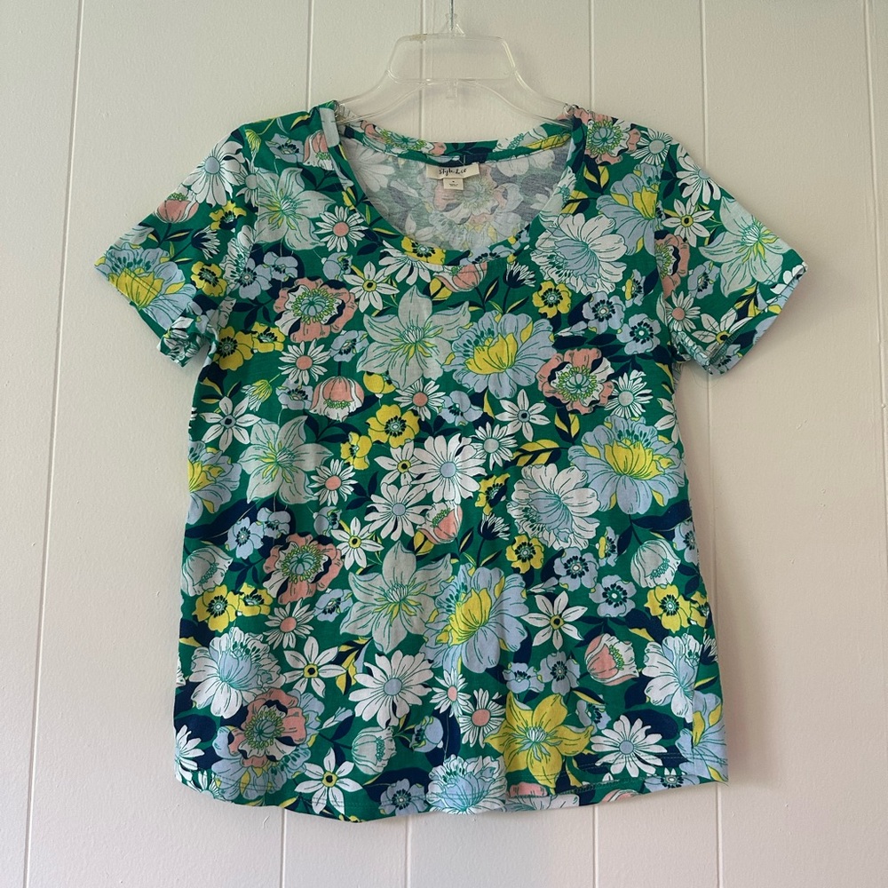 Style & Co Womens Green Floral Cotton top short Sleeve Small